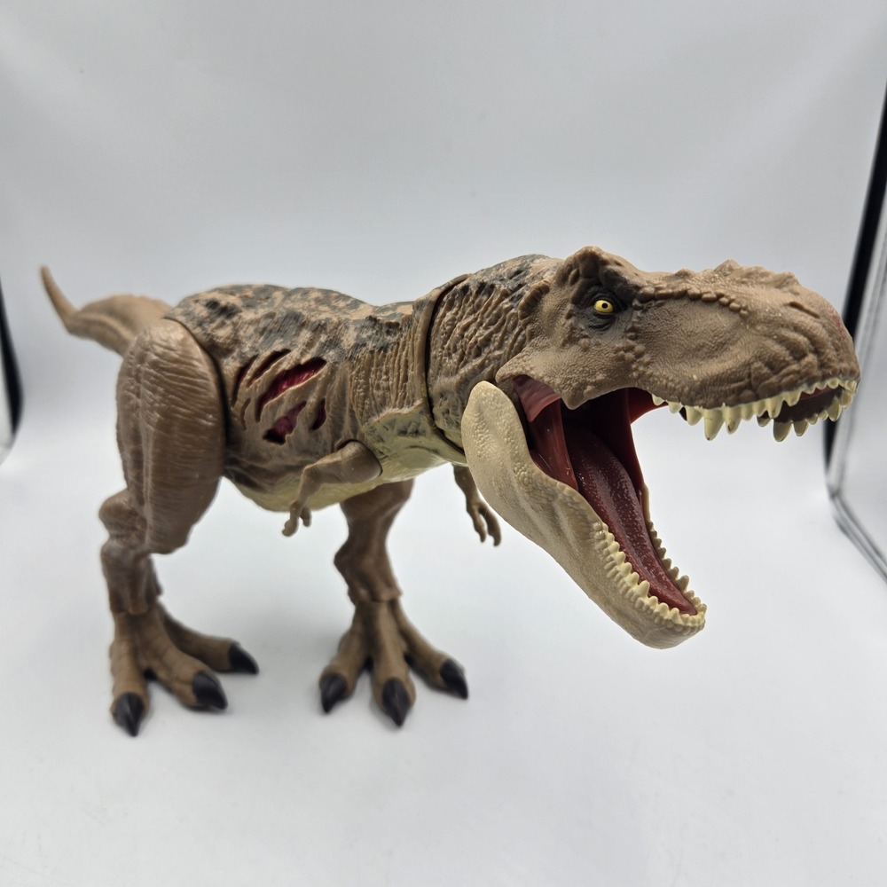 Jurassic World Dominion EXTREME DAMAGE T Rex Dinosaur Action Figure Toy